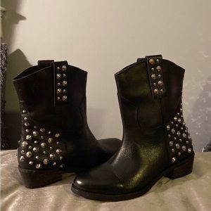 Bakers Leather Studded Ankle Boots 7